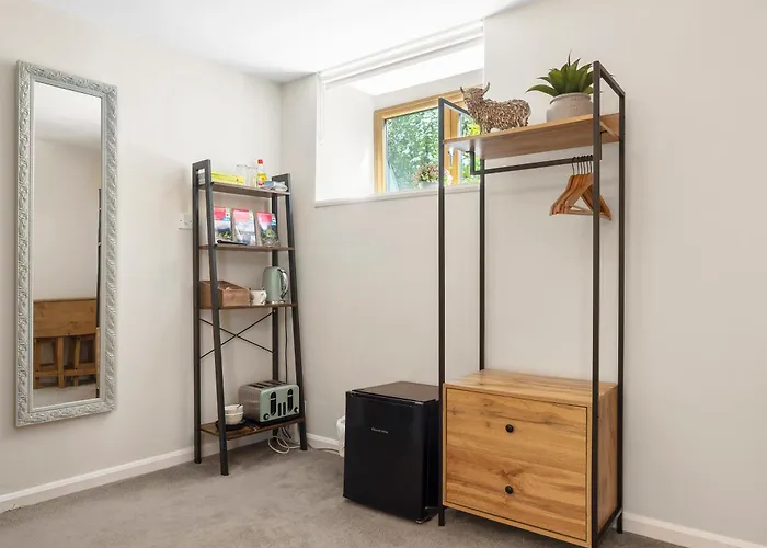 Hole House Farm Guest house 3*